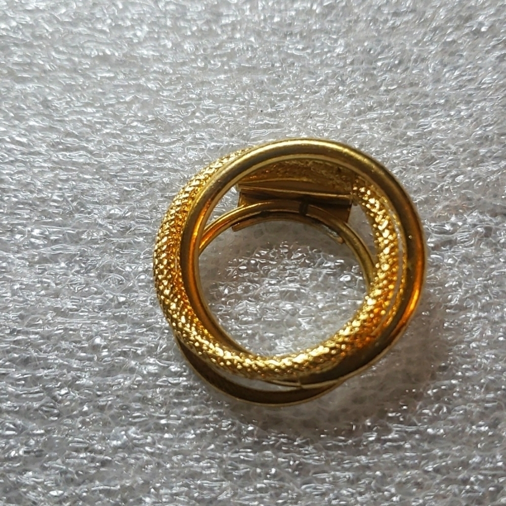 Vintage Western Germany Gold Mesh Scarf Clip